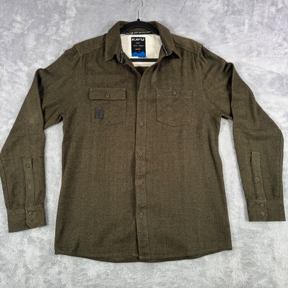 KAVU Langley Shirt Mens Large Green Herringbone Twill Long Sleeve Button Up Camp